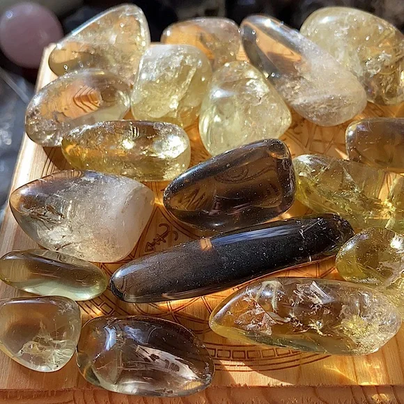 🔥SALE🔥 Smokey Quartz Crystal Tumbles! - Picture 4 of 5